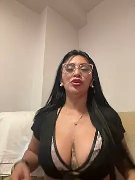 nataliia queen  online show from 14, 3, 2026