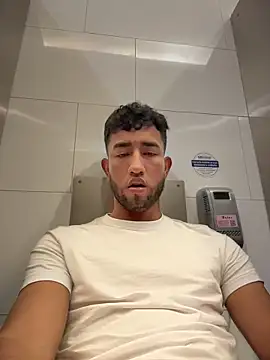 liam bronw online show from 7, 4, 2026