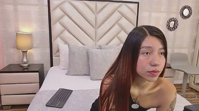 Snapshot of VioletFroost chatting on 14, 3, 2026 VioletFroost online show from 14, 3, 2026