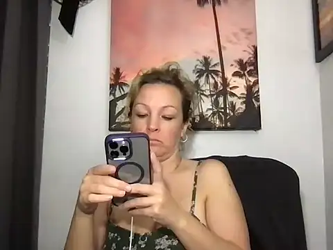 Snapshot of SattivvaXXX chatting on 30, 4, 2026 SattivvaXXX online show from 30, 4, 2026