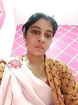 Snapshot of Hot_ree85 chatting on 3, 2, 2026 Hot ree85 online show from 3, 2, 2026