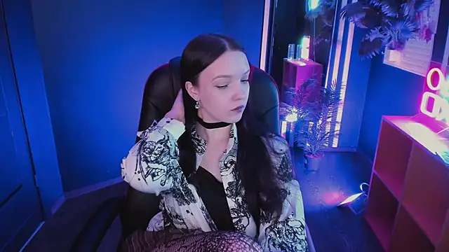 Emily tender online show from 7, 2, 2026