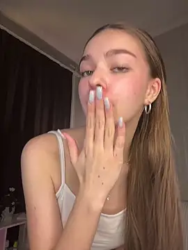 Snapshot of SkylineBliss chatting on 8, 2, 2026 SkylineBliss online show from 8, 2, 2026