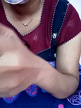 Snapshot of Ammu14399 chatting on 29, 4, 2026 Ammu14399 online show from 29, 4, 2026