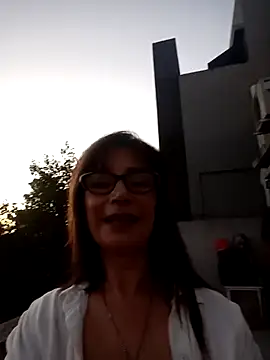 Danatetas online show from 18, 4, 2026