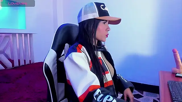 Snapshot of catalina__blaze chatting on 7, 1, 2026 catalina blaze online show from 7, 1, 2026