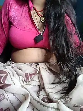 Snapshot of Queen_chayna chatting on 3, 7, 2026 Queen chayna online show from 3, 7, 2026