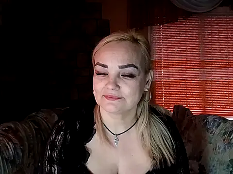 AureliaLove35 online show from 18, 2, 2026