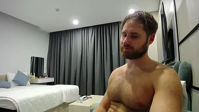 LorenzoLux online show from 17, 4, 2026