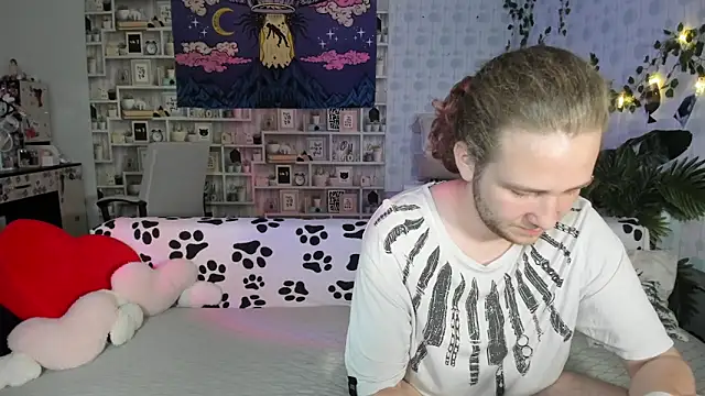 swiity room  online show from 12, 6, 2026