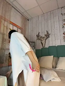 ShyDesireXXX online show from 15, 7, 2026