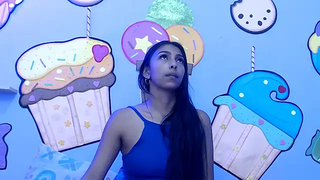 skinnysexzara18 online show from 21, 2, 2026