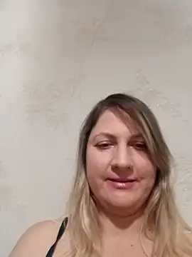 Snapshot of Stephania77727 chatting on 9, 1, 2026 Stephania77727 online show from 9, 1, 2026