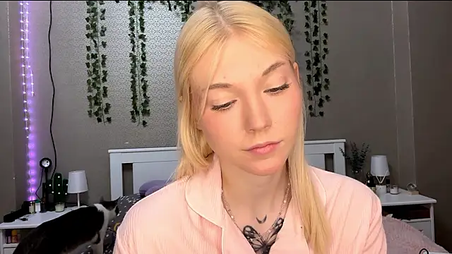 LlsabethHaze online show from 14, 1, 2026