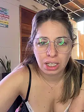 soyanahii online show from 11, 4, 2026