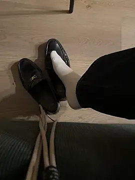 leshowcho online show from 21, 2, 2026