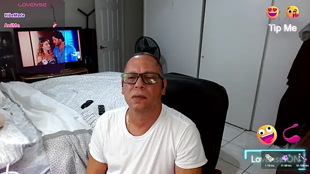 Snapshot of Daddy_1970 chatting on 18, 3, 2026 Daddy 1970 online show from 18, 3, 2026