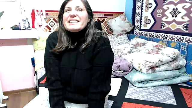 Adelinemilf online show from 9, 2, 2026