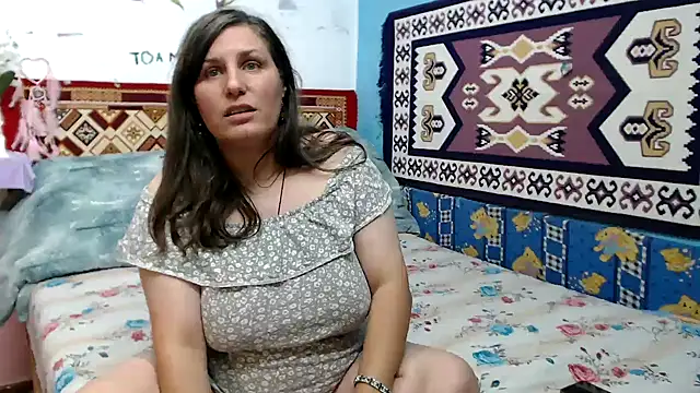 Adelinemilf online show from 27, 7, 2026