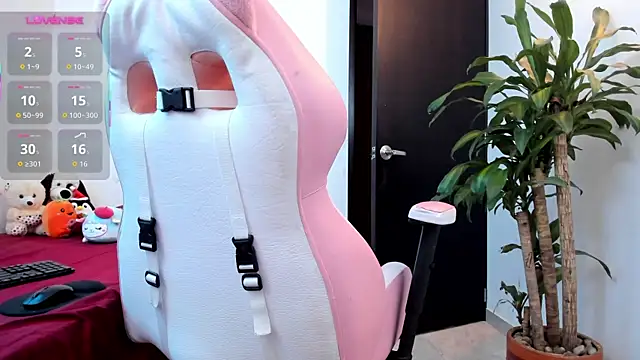 amber sexy14 online show from 18, 4, 2026