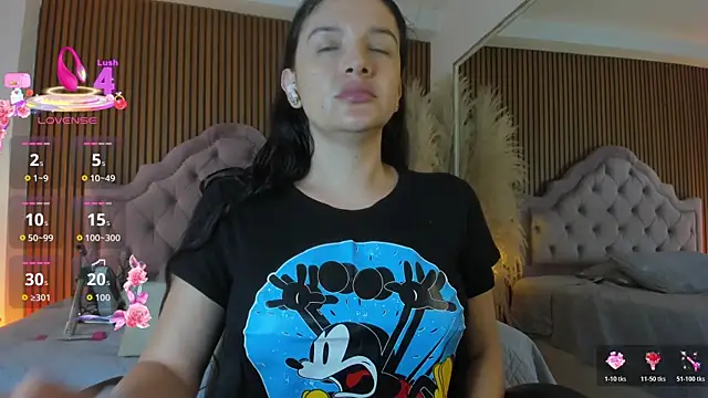 Violett hott  online show from 16, 6, 2026