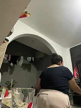 cutiepeach   online show from 10, 1, 2026