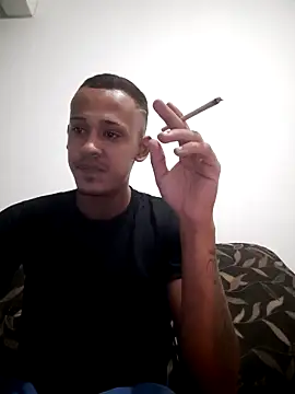 Snapshot of Magrinhodelicia011 chatting on 29, 3, 2026 Magrinhodelicia011 online show from 29, 3, 2026