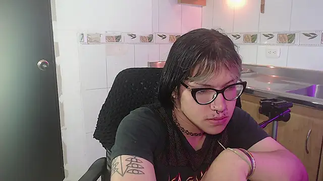 lilith ayanami online show from 9, 6, 2026