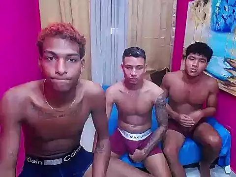 hugecock black online show from 14, 1, 2026