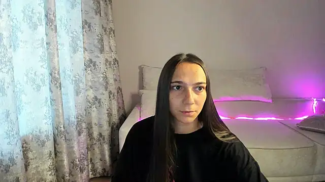 AnnaMized online show from 7, 4, 2026