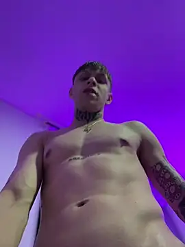 Snapshot of twinks_boys_xxxx chatting on 9, 1, 2026 twinks boys xxxx online show from 9, 1, 2026