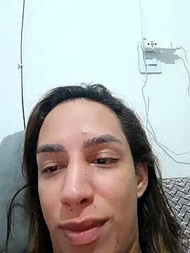 ofjuliaa online show from 8, 3, 2026