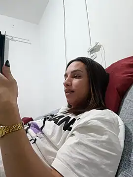 Snapshot of ofjuliaa chatting on 23, 6, 2026 ofjuliaa online show from 23, 6, 2026