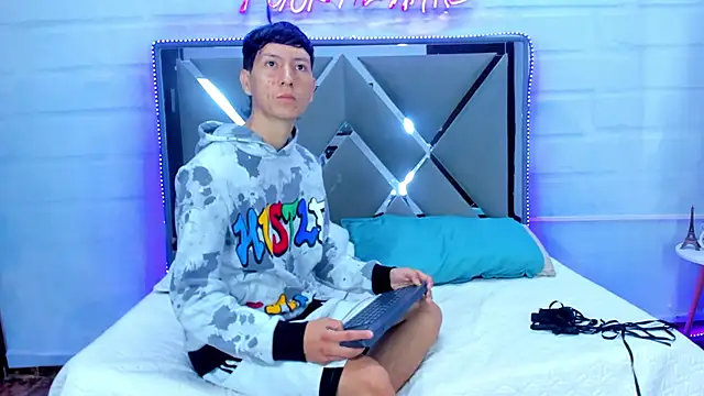 BunnyLove  online show from 23, 3, 2026