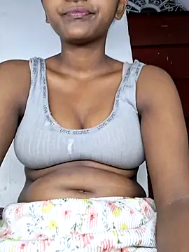 Royal-girl78 online show from 7, 5, 2026