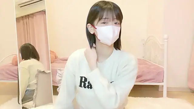 Snapshot of yuruchan_ chatting on 6, 2, 2026 yuruchan online show from 6, 2, 2026