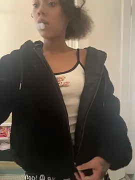 Snapshot of Tamiii420 chatting on 27, 2, 2026 Tamiii420 online show from 27, 2, 2026