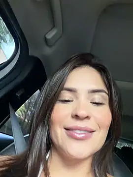 SofiaGomez444 online show from 18, 5, 2026