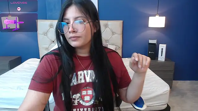 Lucy whitee online show from 11, 1, 2026