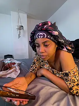 oshun6360 online show from 15, 4, 2026