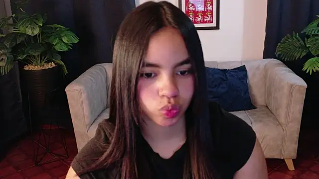 SofiaMante  online show from 4, 2, 2026