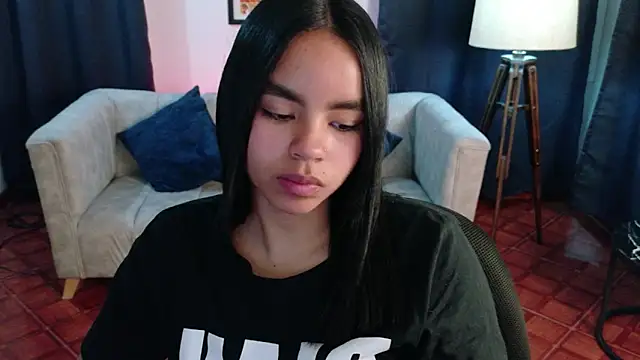 SofiaMante  online show from 11, 4, 2026