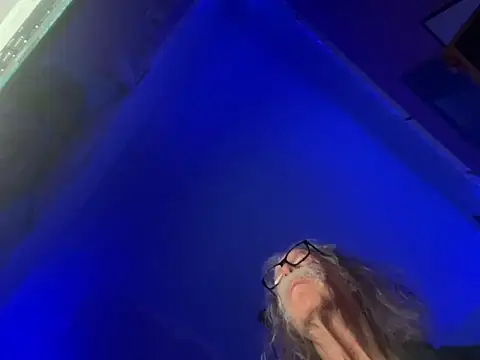 Snapshot of LickYourYoni chatting on 1, 2, 2026 LickYourYoni online show from 1, 2, 2026