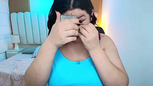 azul veraa online show from 3, 2, 2026