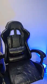 Girl kataleya10 online show from 25, 2, 2026