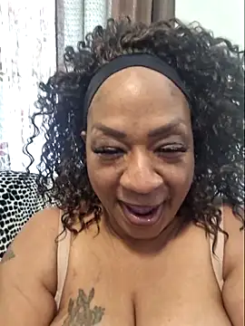 Big Booty Bonnie online show from 19, 5, 2026