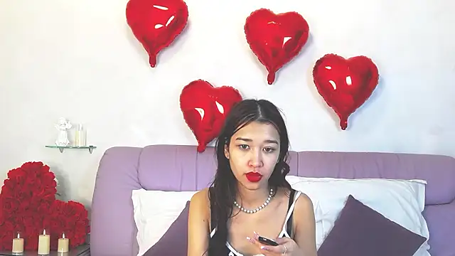 ChloeRosen online show from 9, 2, 2026