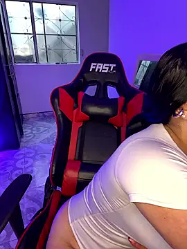 Snapshot of abby_gonzales chatting on 10, 1, 2026 abby gonzales online show from 10, 1, 2026