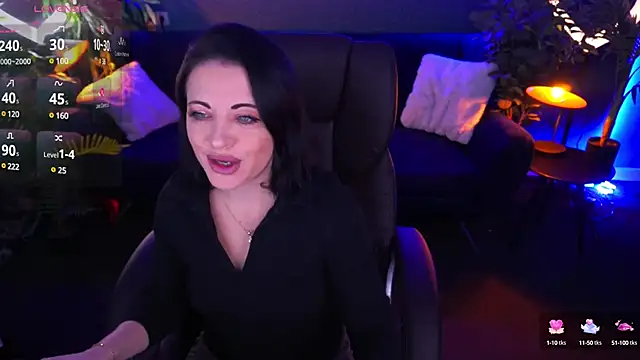 Dafni Monn online show from 12, 3, 2025