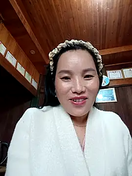 Snapshot of yu--yo chatting on 7, 5, 2026 yu--yo online show from 7, 5, 2026
